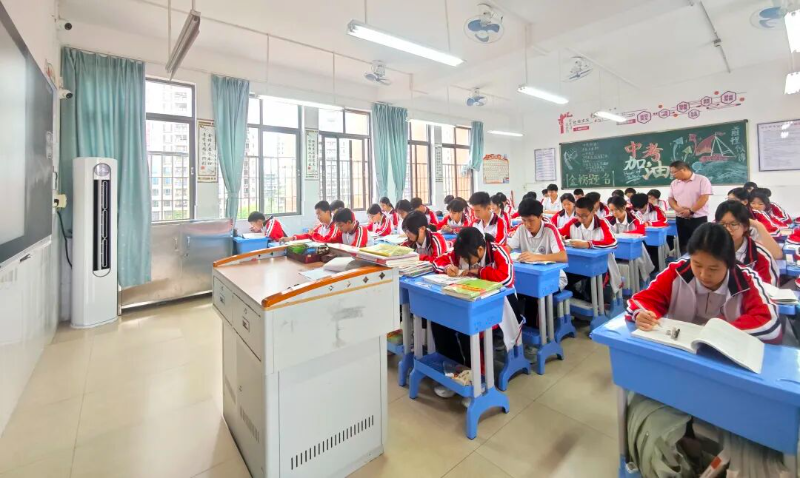 我市中小学实现空调全覆盖 校园环境持续升级1.jpg